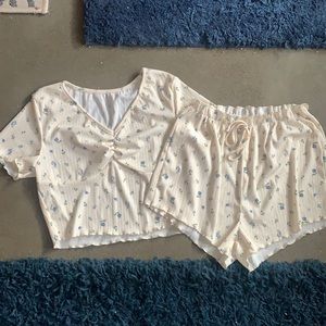 Pajama set